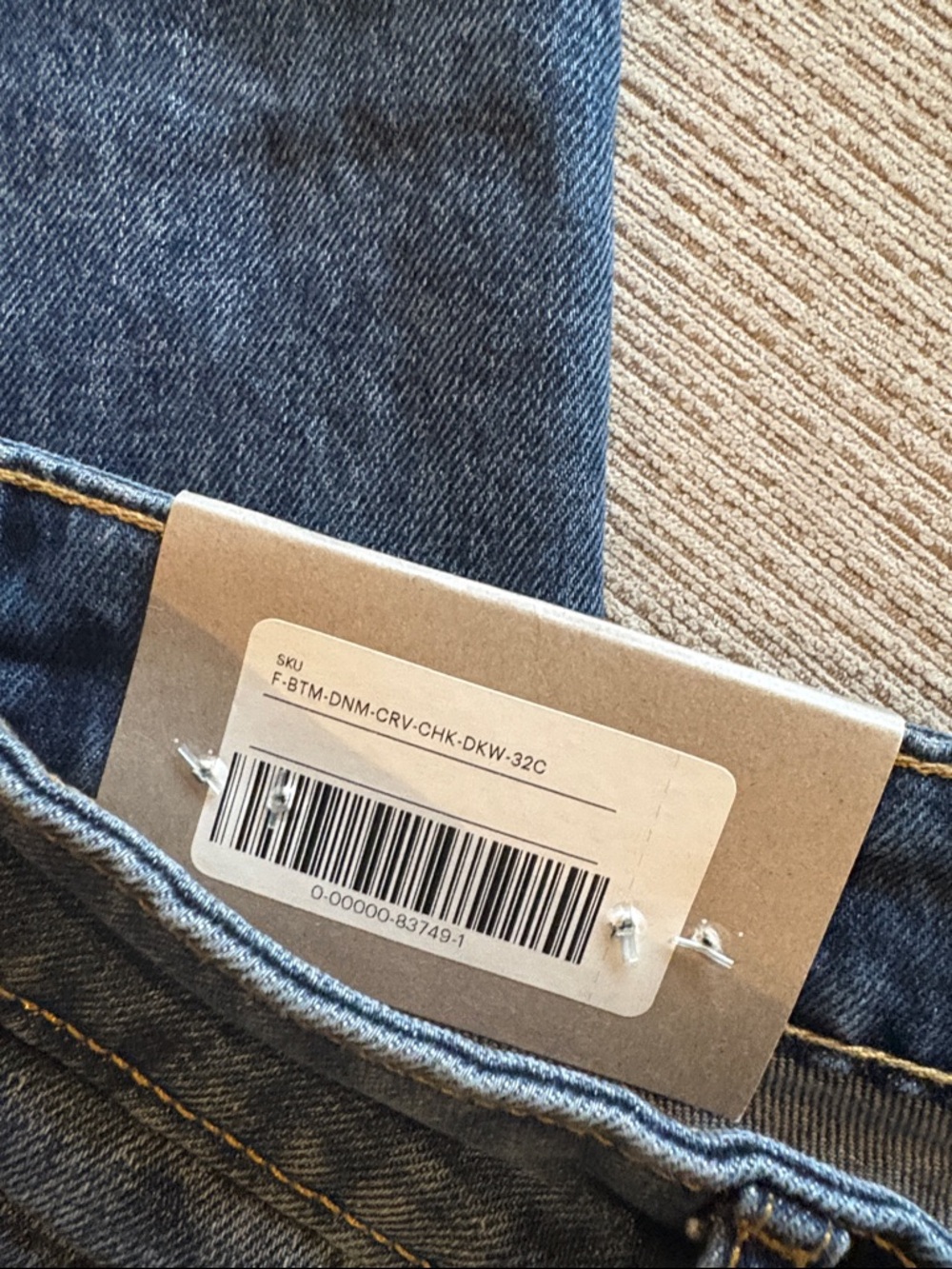 Everlane Blue Straight Curvy Cheeky Jeans - Picture 4 of 8